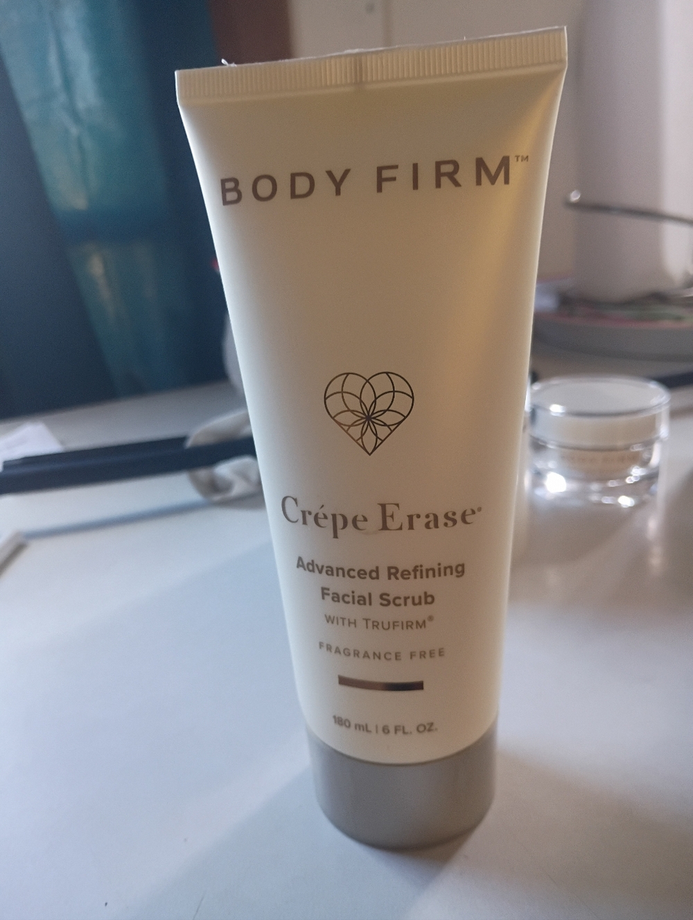 Crépe Erase Advanced Refining Facial Scrub 6oz